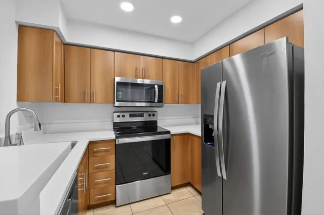 $2,500 | 1050 Crystal Way, Unit G, Delray Beach, FL 33444