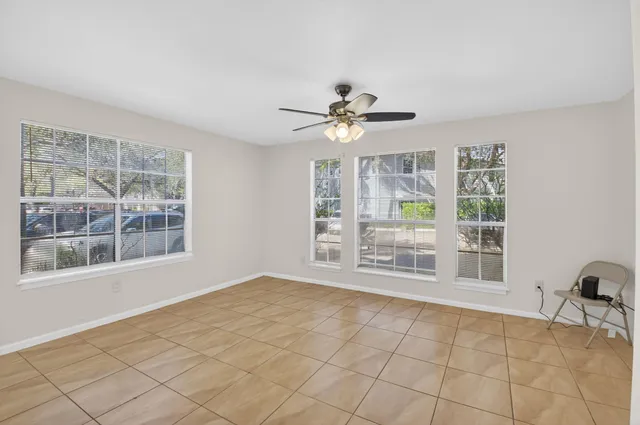 $2,500 | 1050 Crystal Way, Unit G, Delray Beach, FL 33444