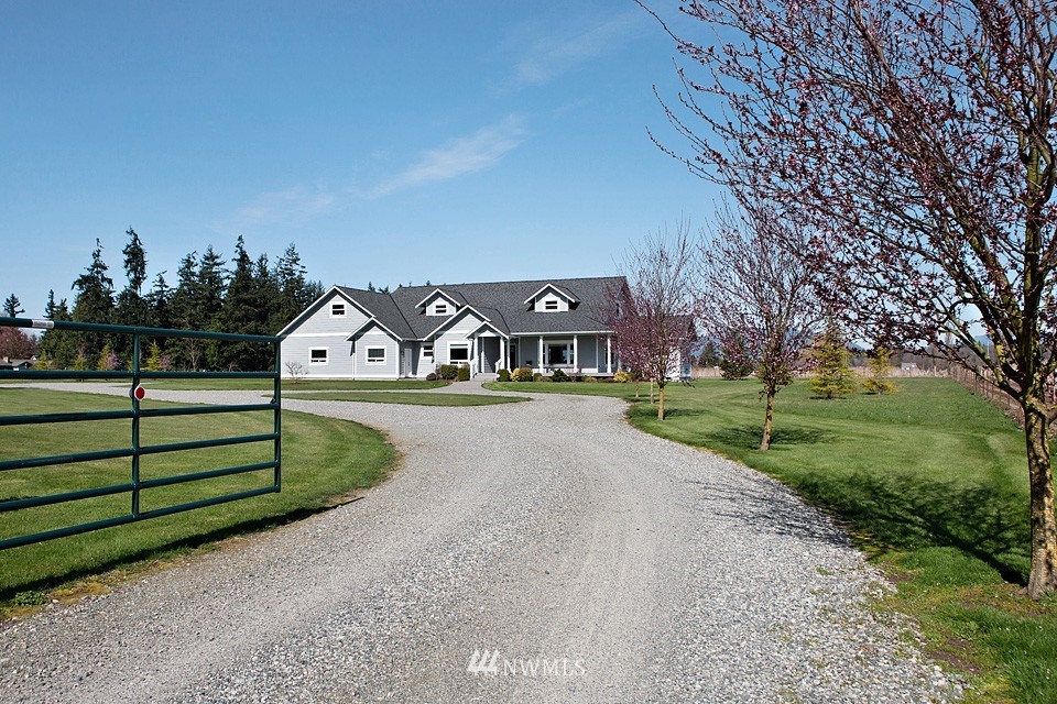 17583 Cook Road Burlington, WA 98233 - Photo 1 of 15 Gallery Image 1