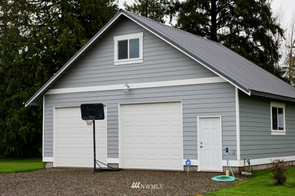 17583 Cook Road Burlington, WA 98233 - Photo 14 of 15 Gallery Image 14