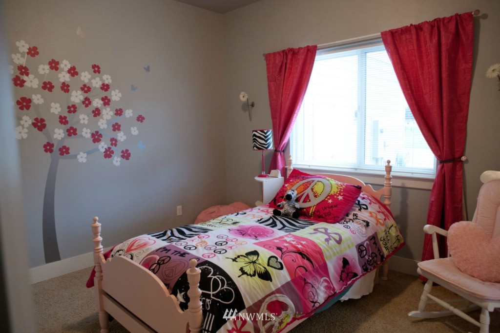 17583 Cook Road Burlington, WA 98233 - Photo 9 of 15 Gallery Image 9