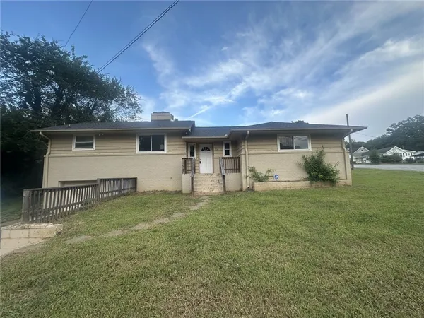 $137,000 | 502 Seneca Drive, Seneca, SC 29678