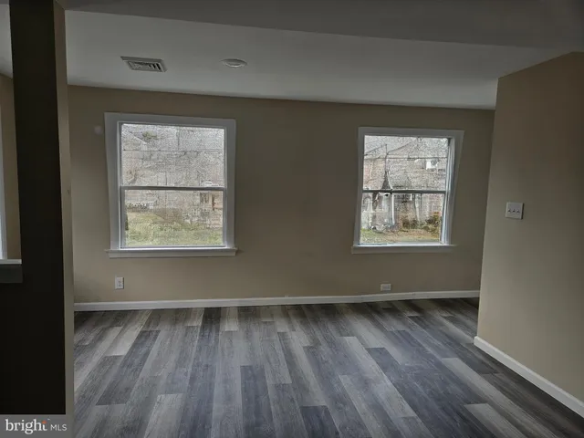 $2,300 | 14 West Avenue, Unit 14C, Woodstown, NJ 08098