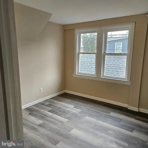 $2,300 | 14 West Avenue, Unit 14C, Woodstown, NJ 08098