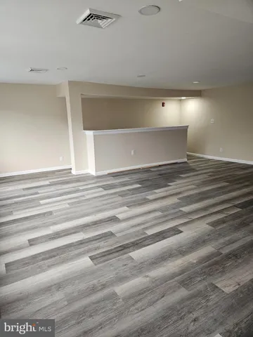 $2,300 | 14 West Avenue, Unit 14C, Woodstown, NJ 08098