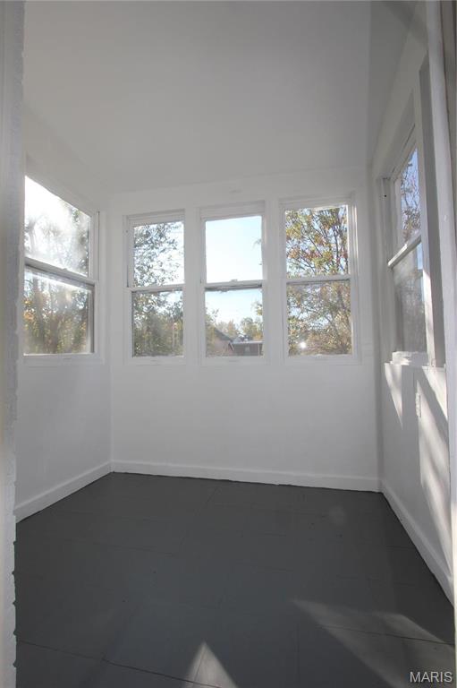 5424 Rhodes Avenue, Unit 2F St. Louis, MO 63109 - Photo 9 of 11