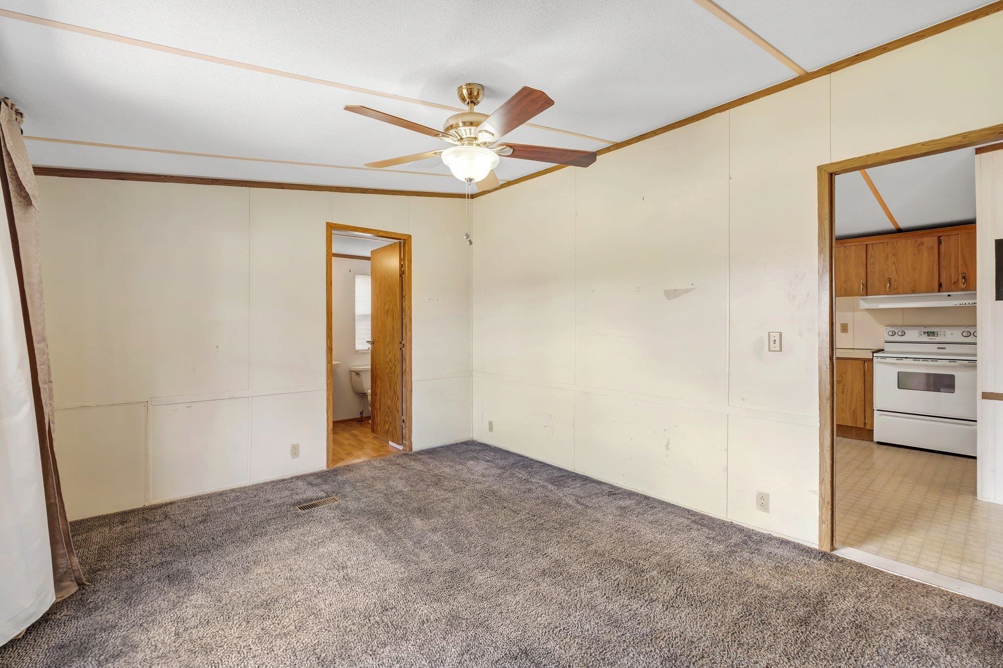 6929 Singletary Street Grand Ridge, FL 32442 - Photo 24 of 39 Gallery Image 24