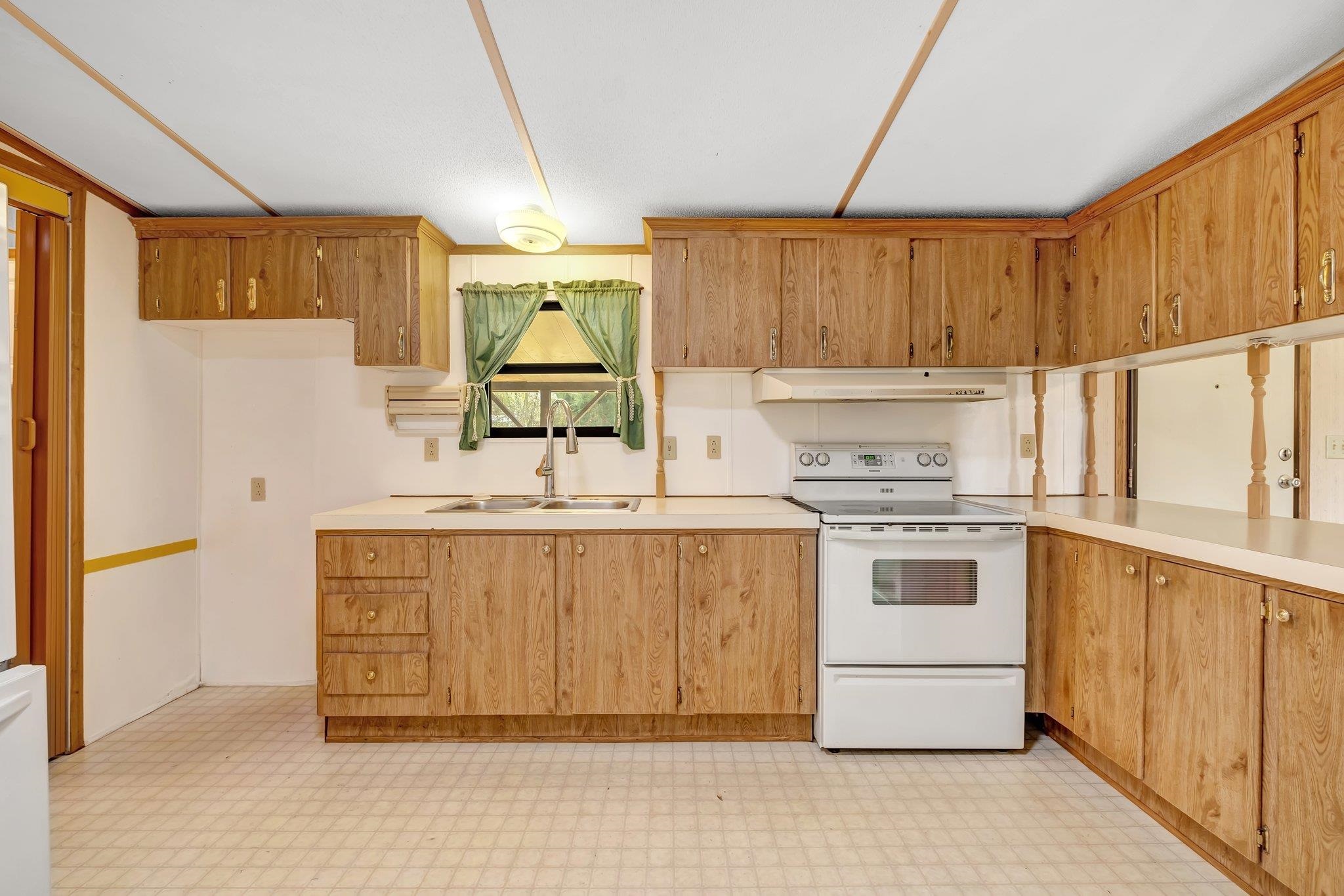 6929 Singletary Street Grand Ridge, FL 32442 - Photo 30 of 39 Gallery Image 30