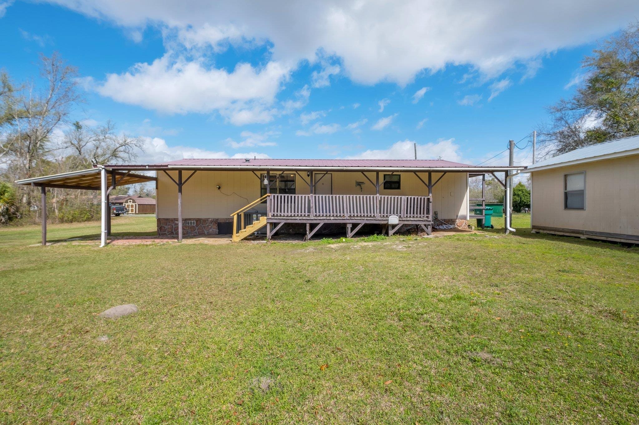 6929 Singletary Street Grand Ridge, FL 32442 - Photo 8 of 39 Gallery Image 8