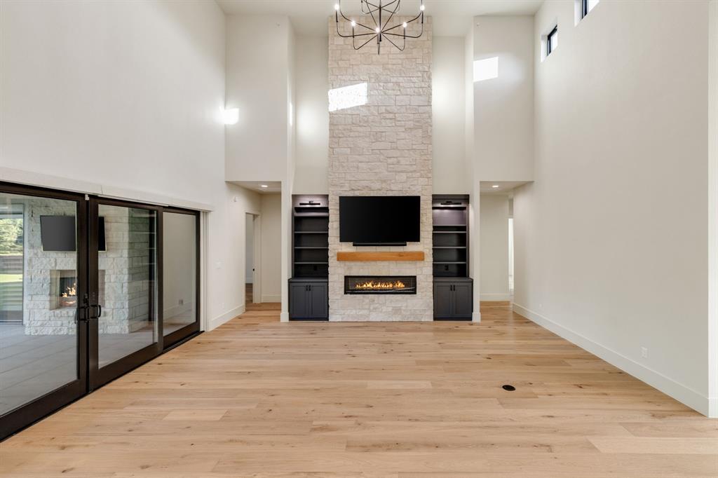 1405 Chelsea Rae Lane Keller, TX 76262 - Photo 10 of 40
