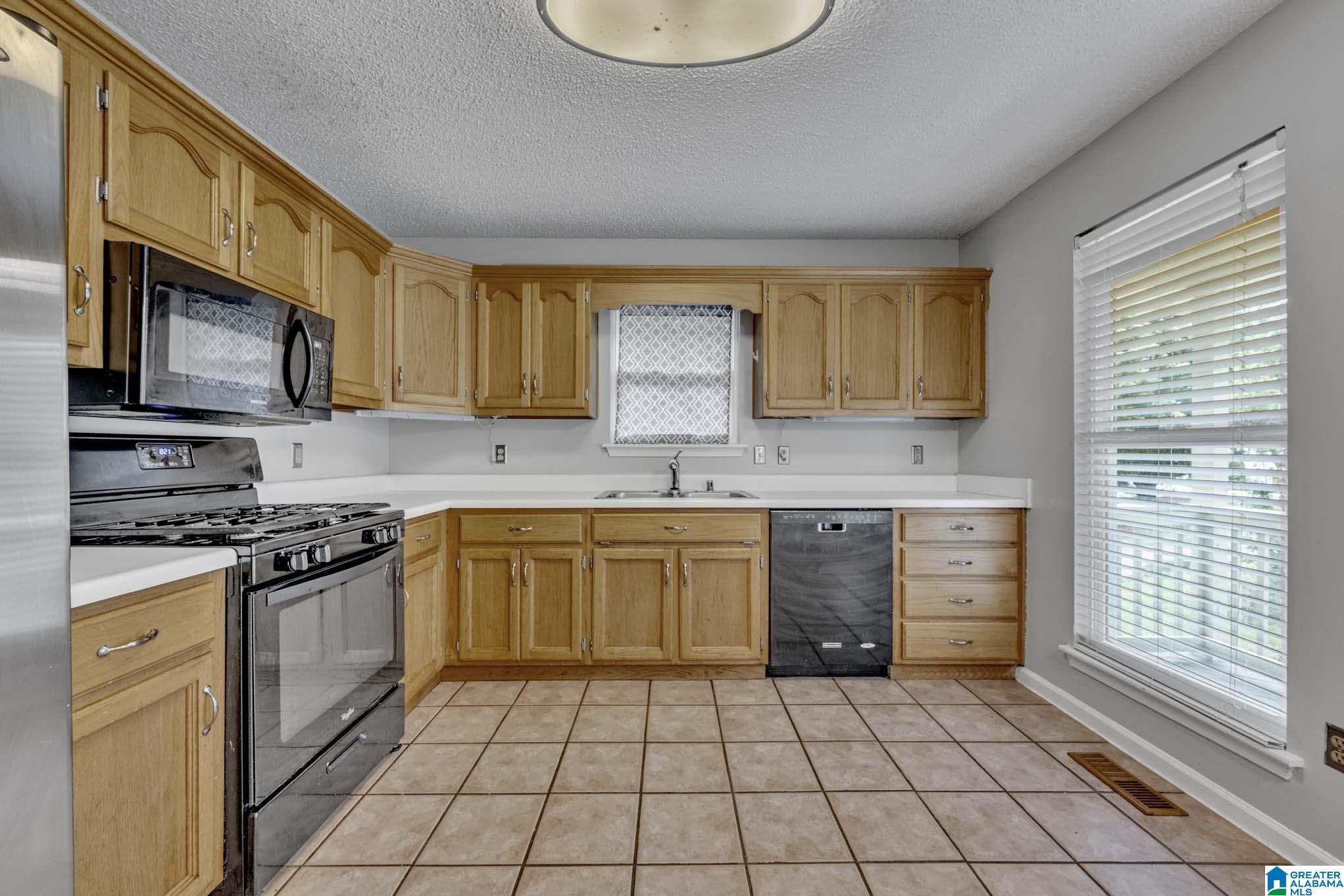 7340 Roper Tunnel Road Trussville, AL 35173 - Photo 8 of 35 Gallery Image 8