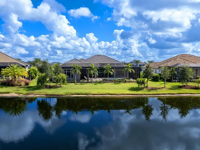 $3,999,000 | 17041 Clearlake Avenue, Lakewood Ranch, FL 34202
