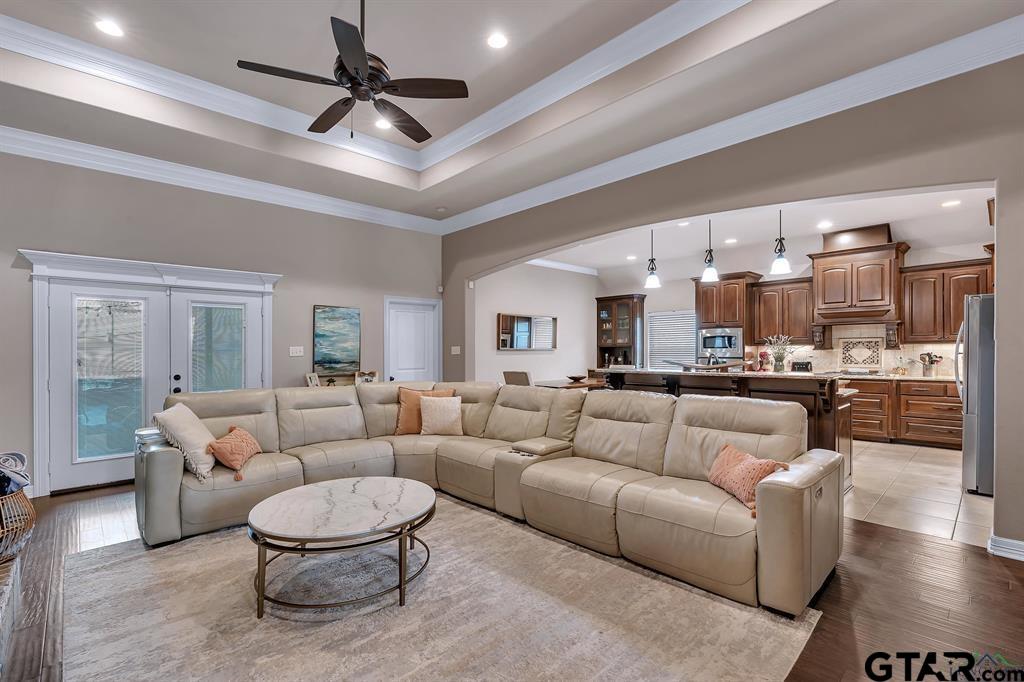 2001 Winding Run Lane Longview, TX 75605 - Photo 39 of 45 a living room with furniture and a view of kitchen