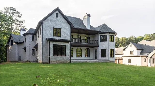 $2,850,000 | 10745 Shallowford Road, Roswell, GA 30075