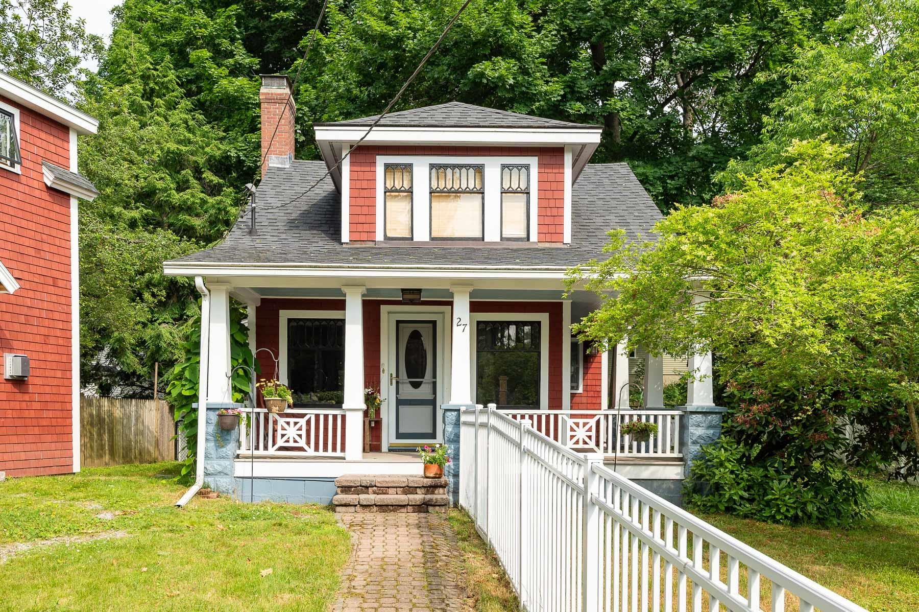 27 Philbrick Road Kittery, ME 03904 - Photo 1 of 35 Gallery Image 1