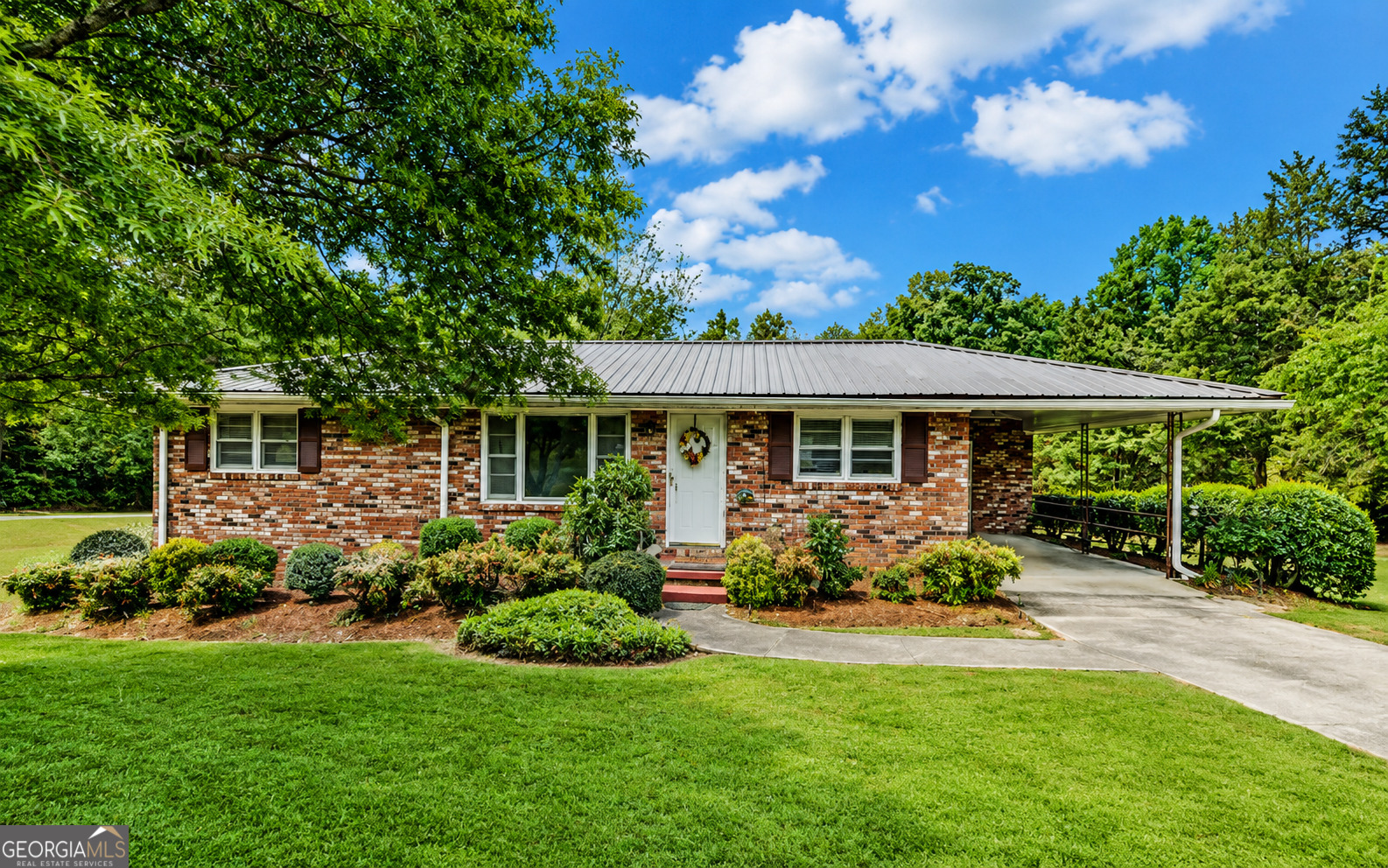 586 Collins Road Toccoa, GA 30577 - Photo 1 of 46 front view of a house with a yard