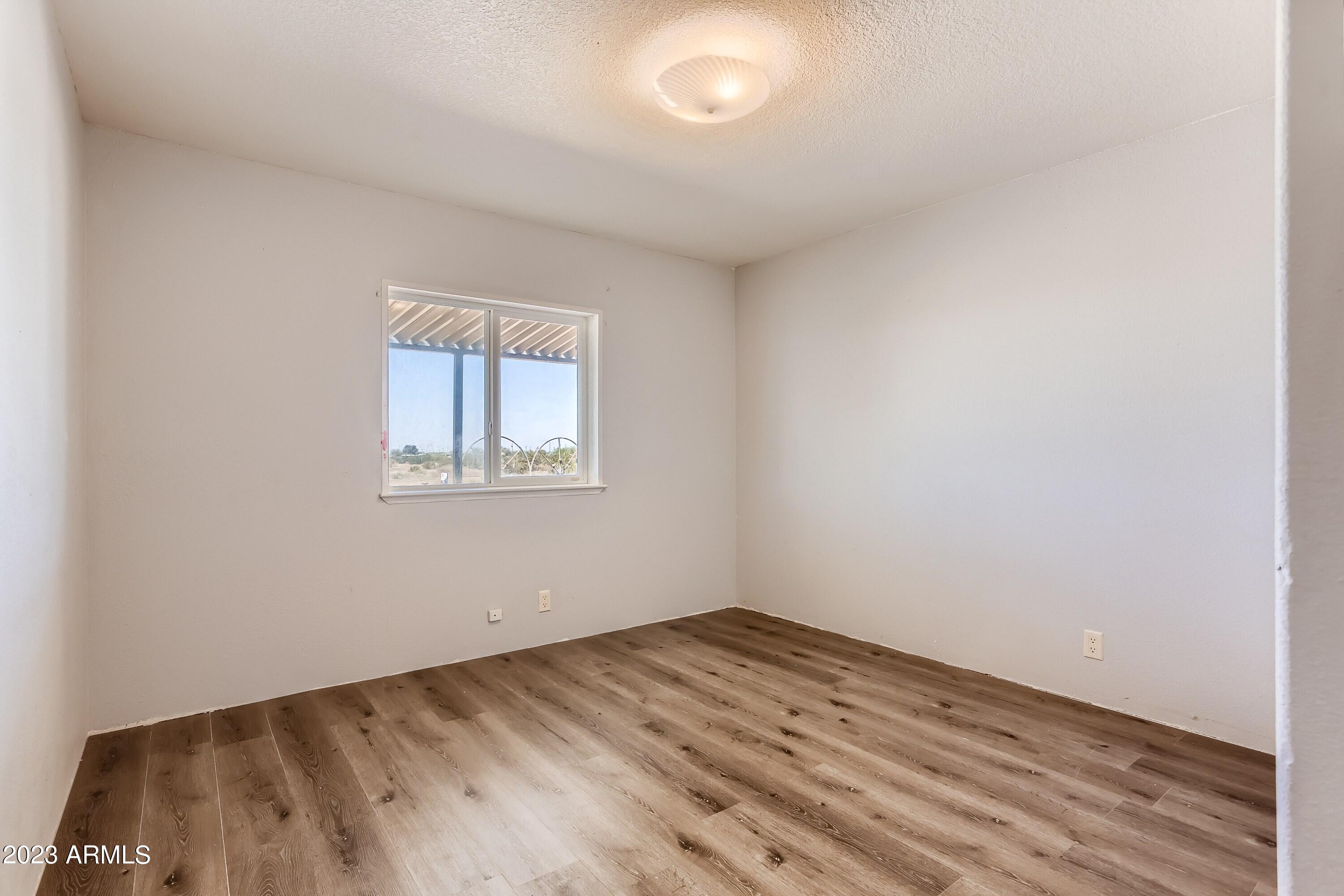 8537 North Hapa Road Florence, AZ 85132 - Photo 11 of 13 16 Bedroom