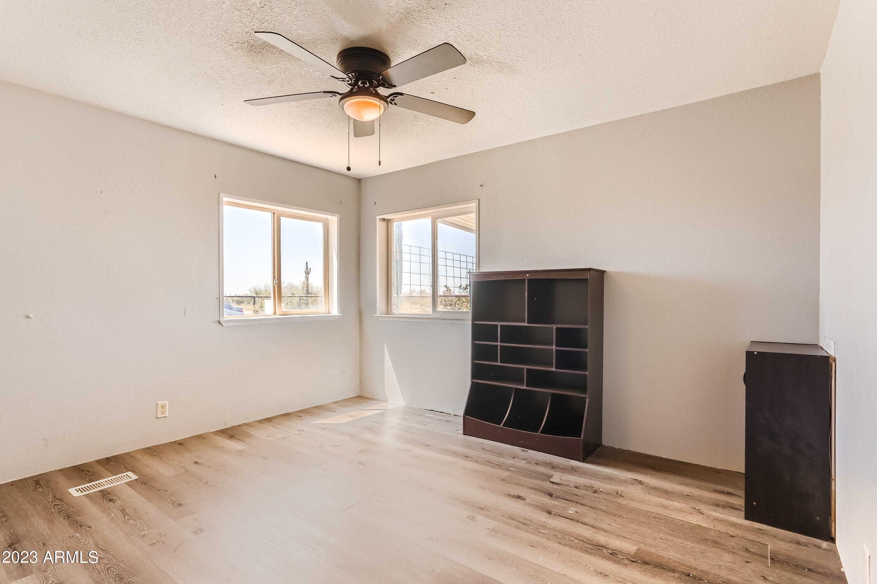8537 North Hapa Road Florence, AZ 85132 - Photo 9 of 13 14 Bedroom