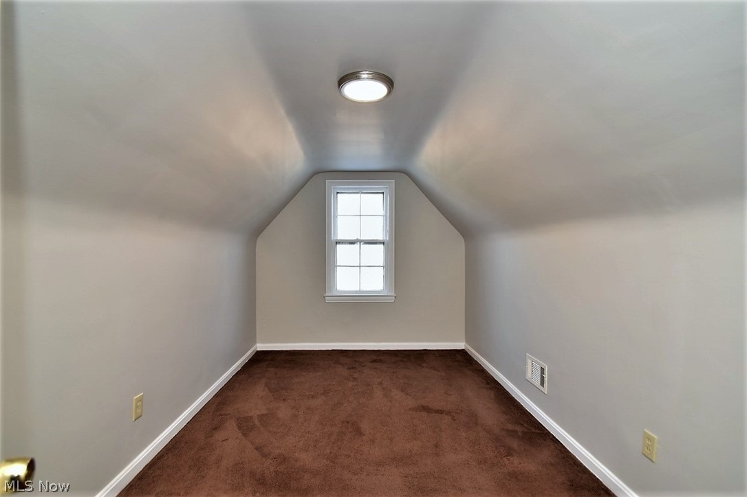 3814 Bainbridge Road Cleveland Heights, OH 44118 - Photo 27 of 35