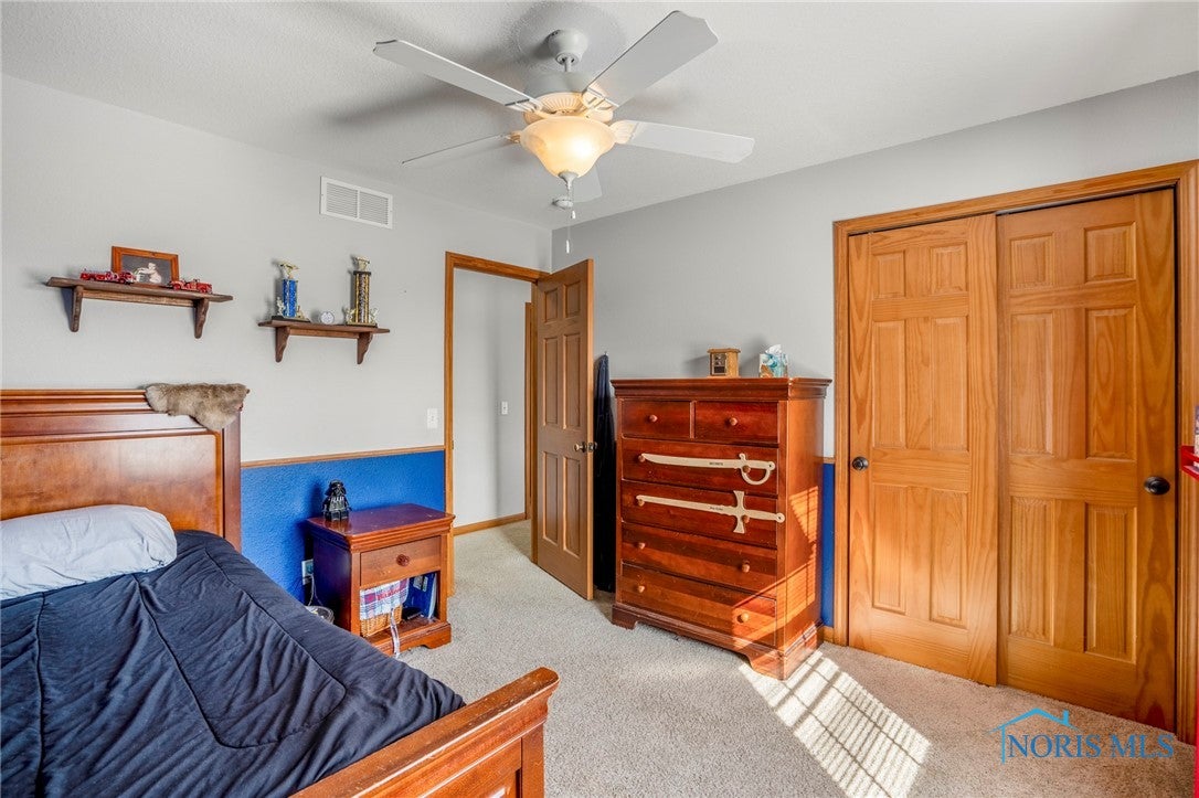 160 Lawai Road Oregon, OH 43616 - Photo 20 of 43 Bedroom 2