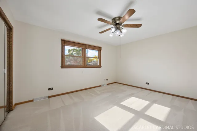 $565,000 | 1819 Holly Avenue, Darien, IL 60561