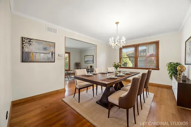 $565,000 | 1819 Holly Avenue, Darien, IL 60561