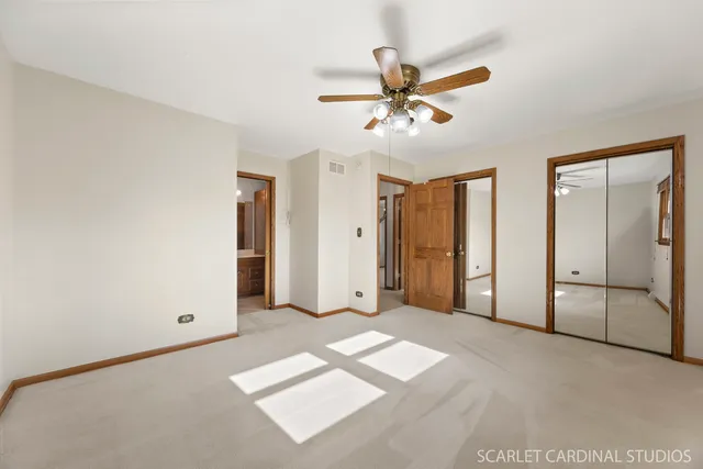 $565,000 | 1819 Holly Avenue, Darien, IL 60561