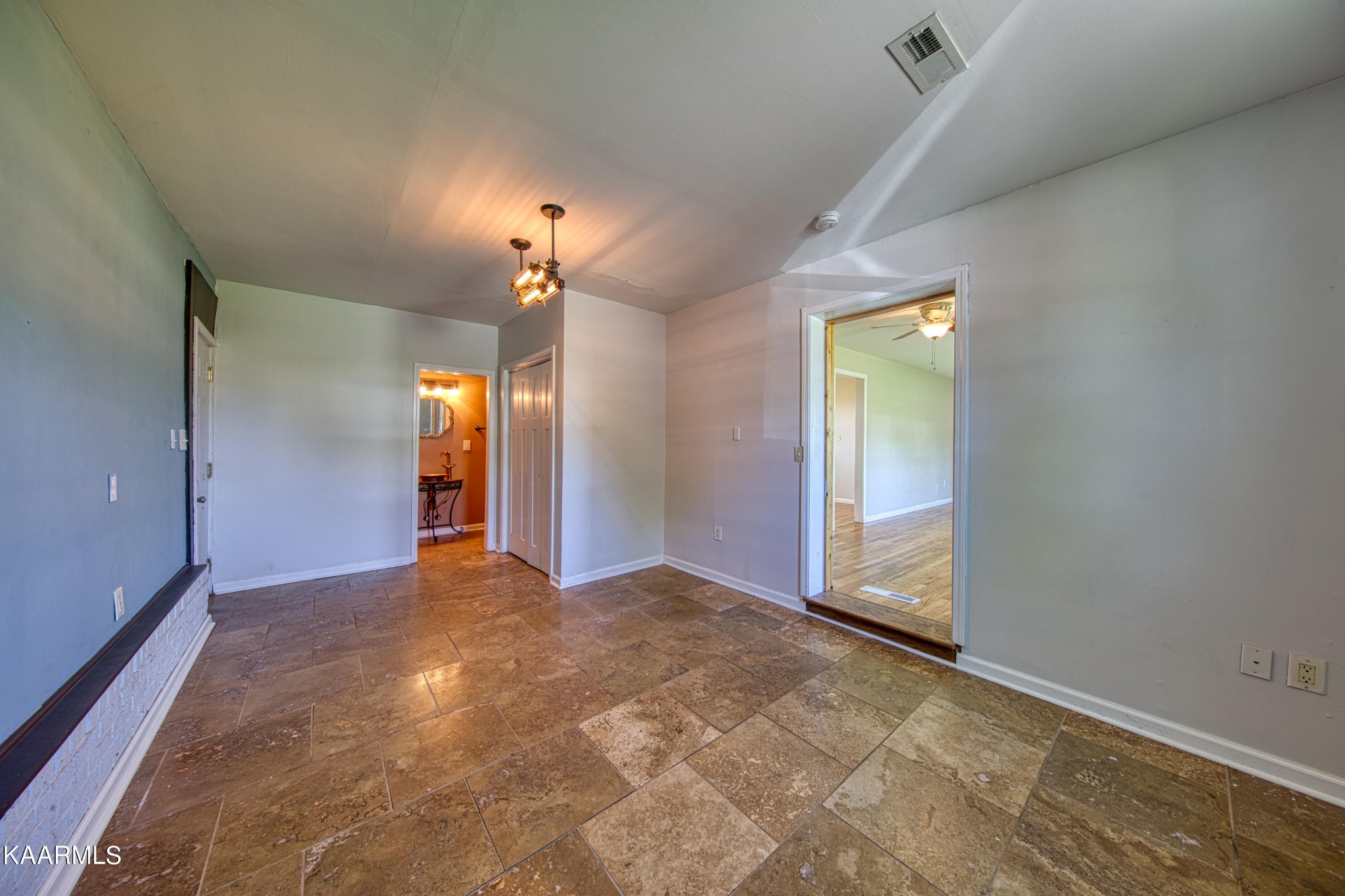 3015 Sanderson Road Knoxville, TN 37921 - Photo 5 of 20 Gallery Image 5