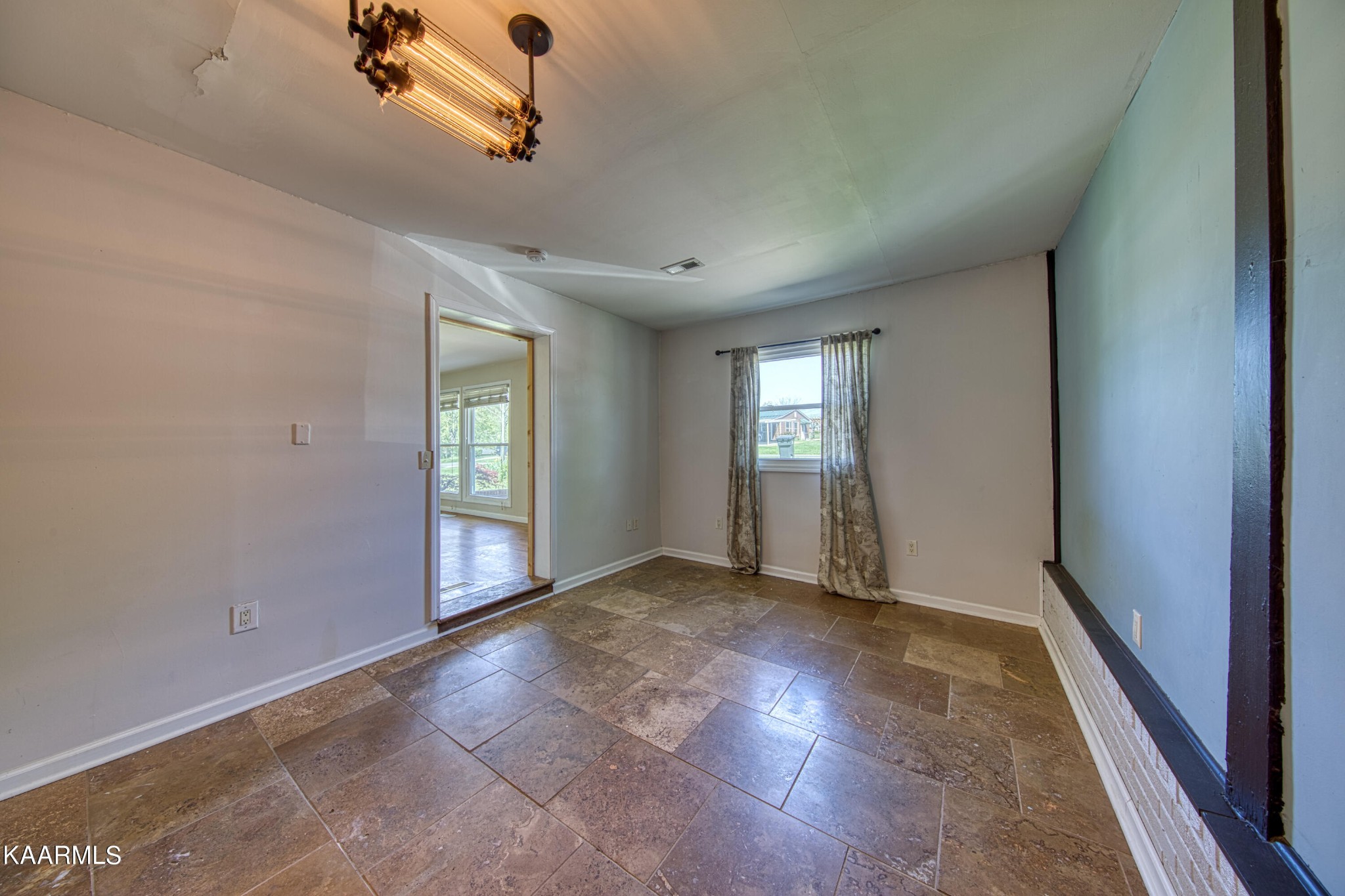 3015 Sanderson Road Knoxville, TN 37921 - Photo 6 of 20 Gallery Image 6