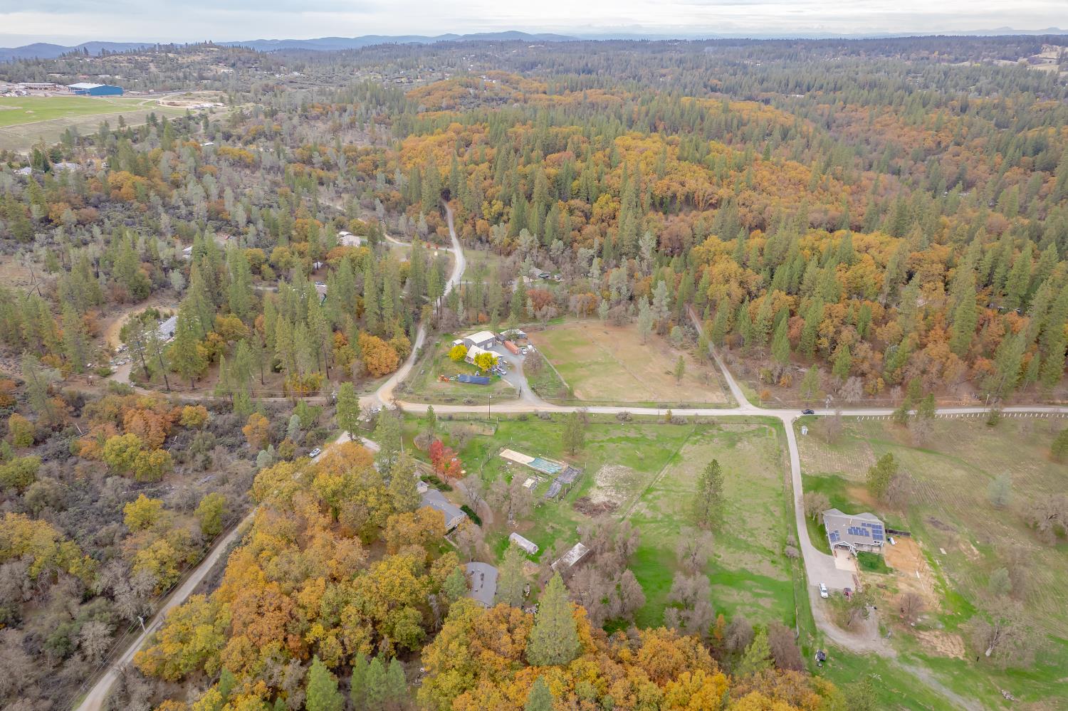 12987 Hidden Valley Road Grass Valley, CA 95949 - Photo 34 of 36 a view of a bathroom