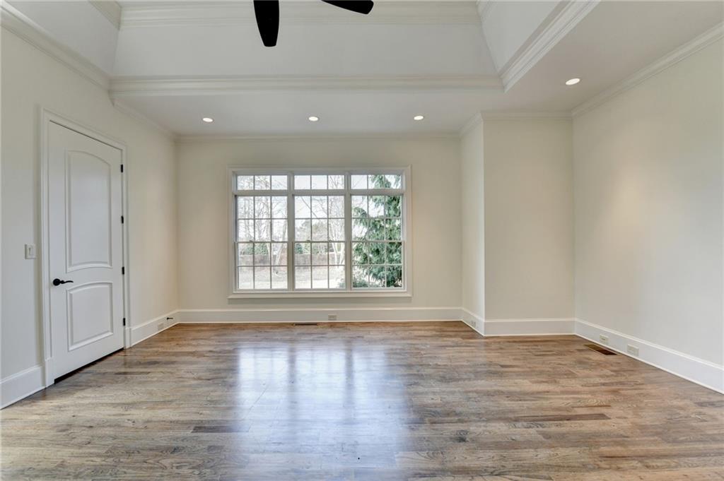 4045 Ridge Road Buford, GA 30519 - Photo 30 of 97