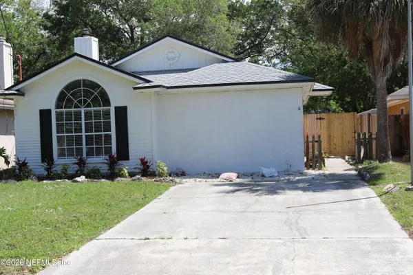 $369,000 | 569 Camelia Street, Atlantic Beach, FL 32233