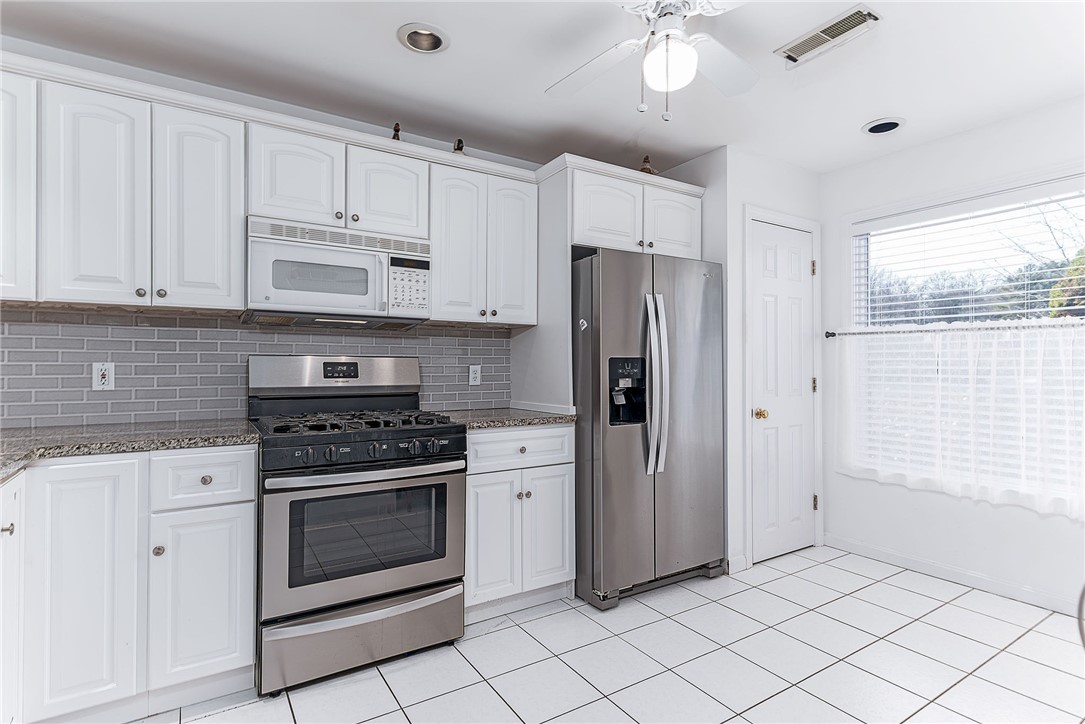 2 Stevenson Way Narragansett, RI 02882 - Photo 17 of 47