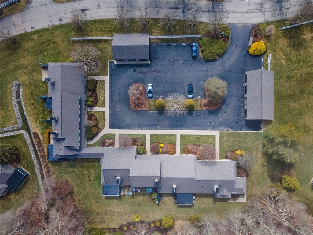 2 Stevenson Way Narragansett, RI 02882 - Photo 6 of 47