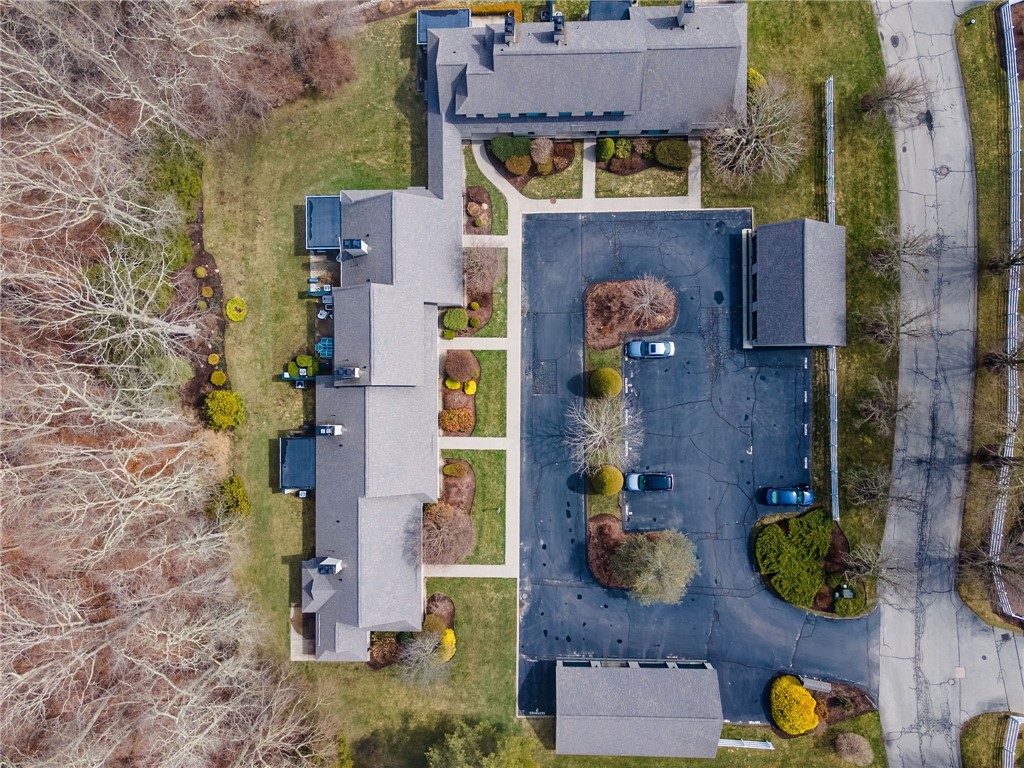 2 Stevenson Way Narragansett, RI 02882 - Photo 7 of 47