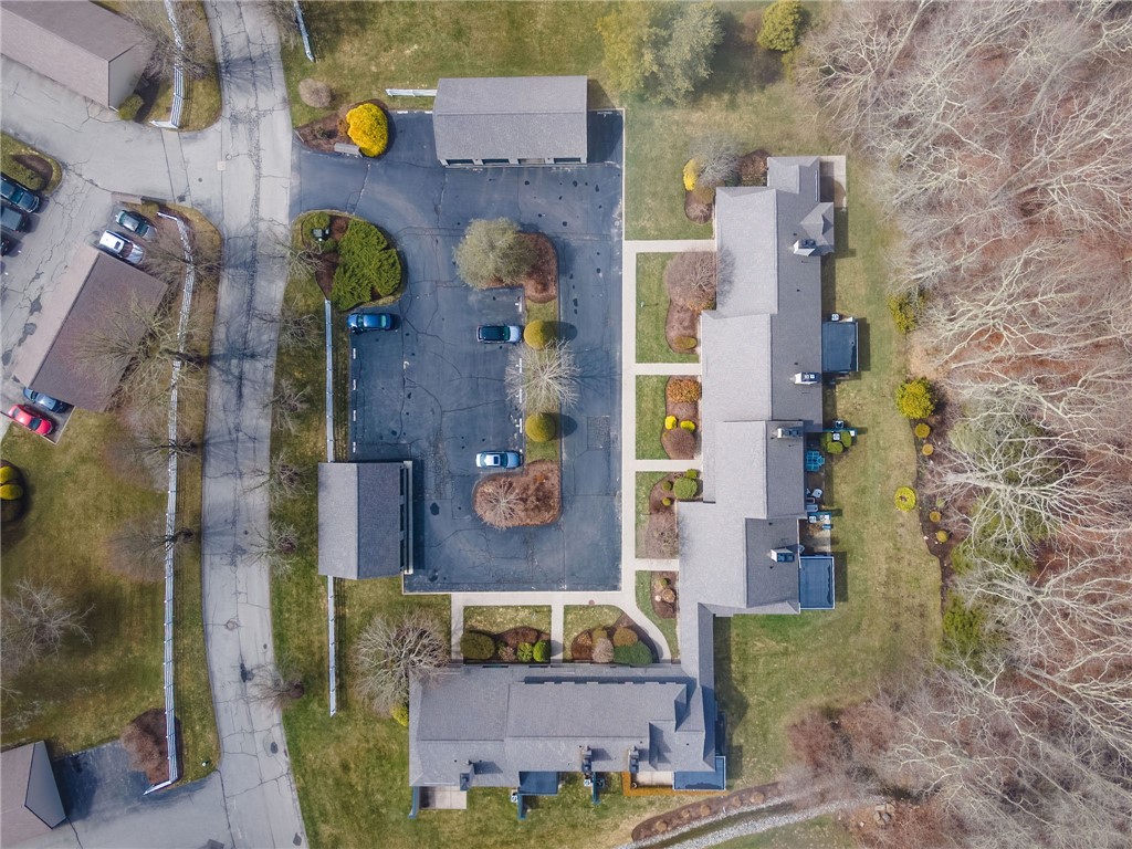 2 Stevenson Way Narragansett, RI 02882 - Photo 8 of 47