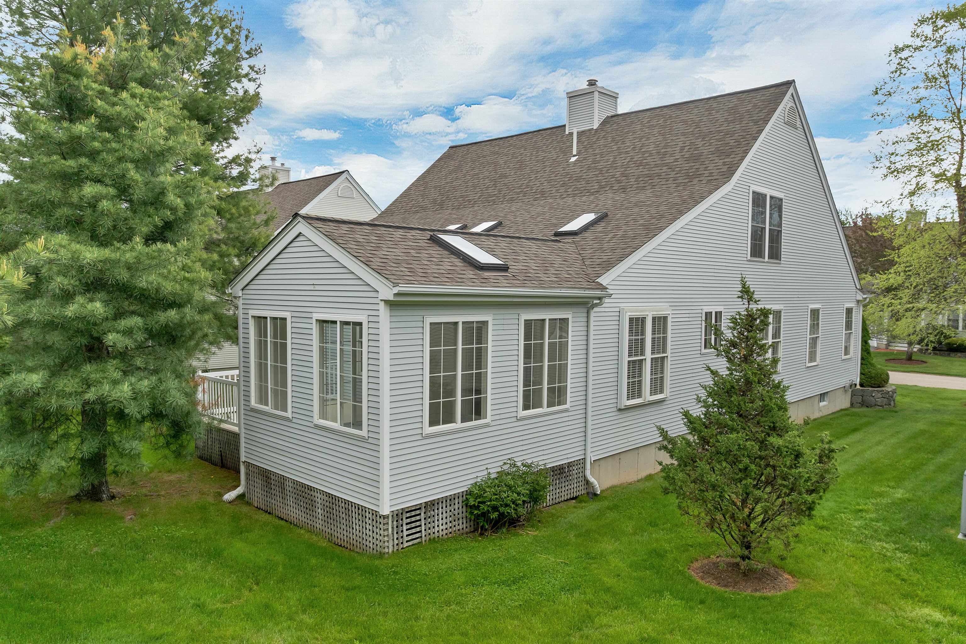 20 Hampton Meadows Hampton, NH 03842 - Photo 3 of 40