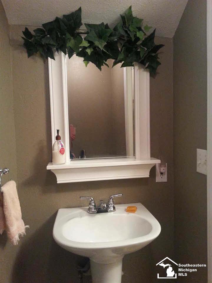 13497 Albain Road Petersburg, MI 49270 - Photo 34 of 39 Gallery Image 34