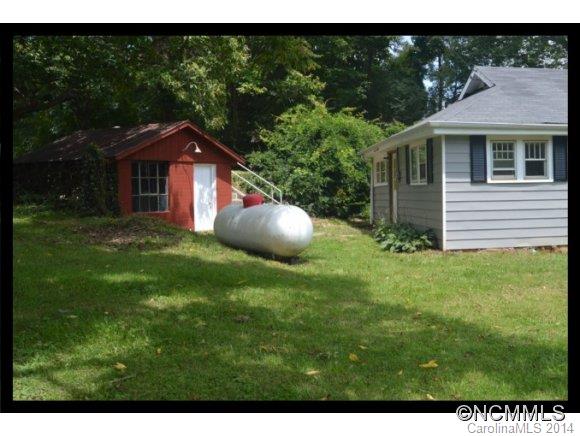 352 South Morgan Branch Road Candler, NC 28715 - Photo 16 of 17
