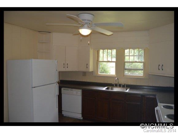 352 South Morgan Branch Road Candler, NC 28715 - Photo 8 of 17