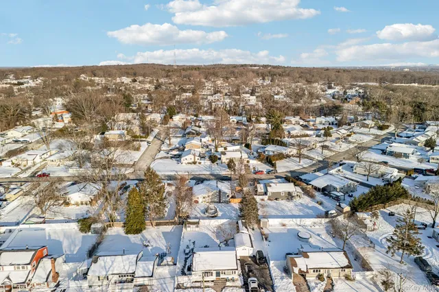 $549,999 | 662 College Road, Farmingville, NY 11738