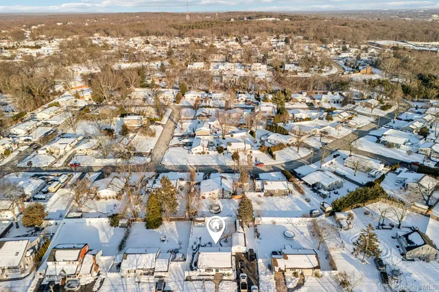 $549,999 | 662 College Road, Farmingville, NY 11738