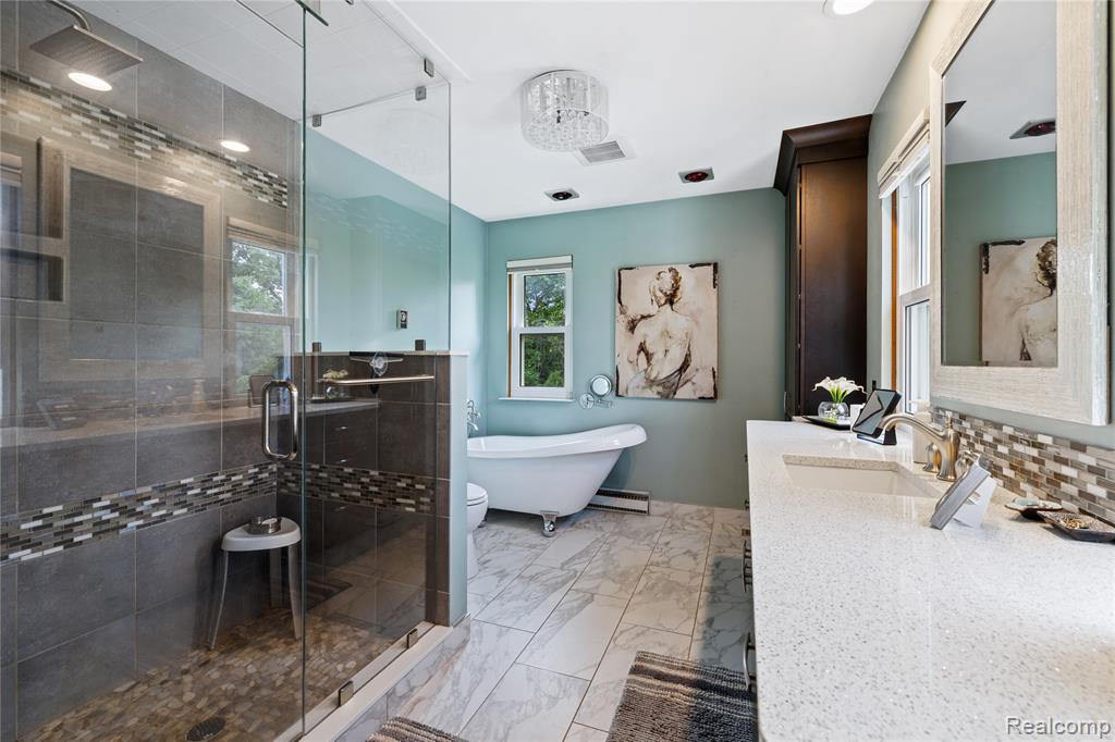 7739 Clyde Road Fenton, MI 48430 - Photo 23 of 94 Gallery Image 23