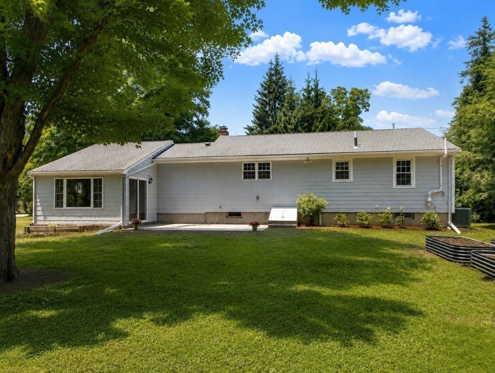 344 Old Post Road North Attleboro, MA 02760 - Photo 37 of 42