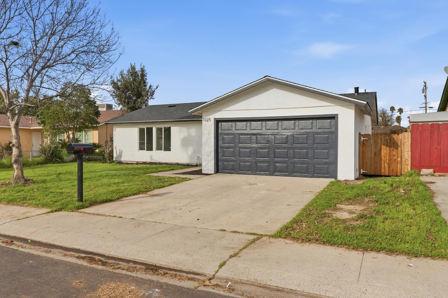 1025 Fish Drive Modesto, CA 95351 - Photo 6 of 34