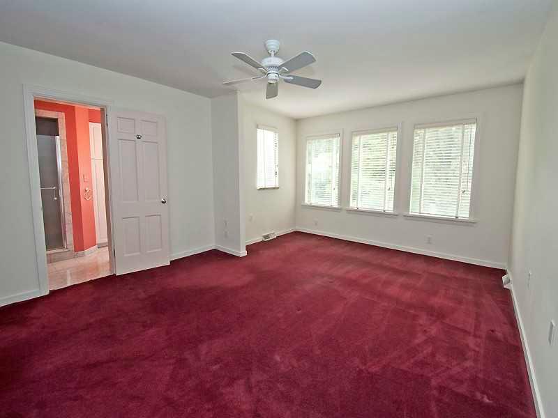 107 Hillcrest Road Fox Chapel, PA 15238 - Photo 14 of 25 2nd Bedroom with adjoining full bath