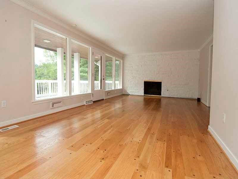 107 Hillcrest Road Fox Chapel, PA 15238 - Photo 6 of 25 Living Room