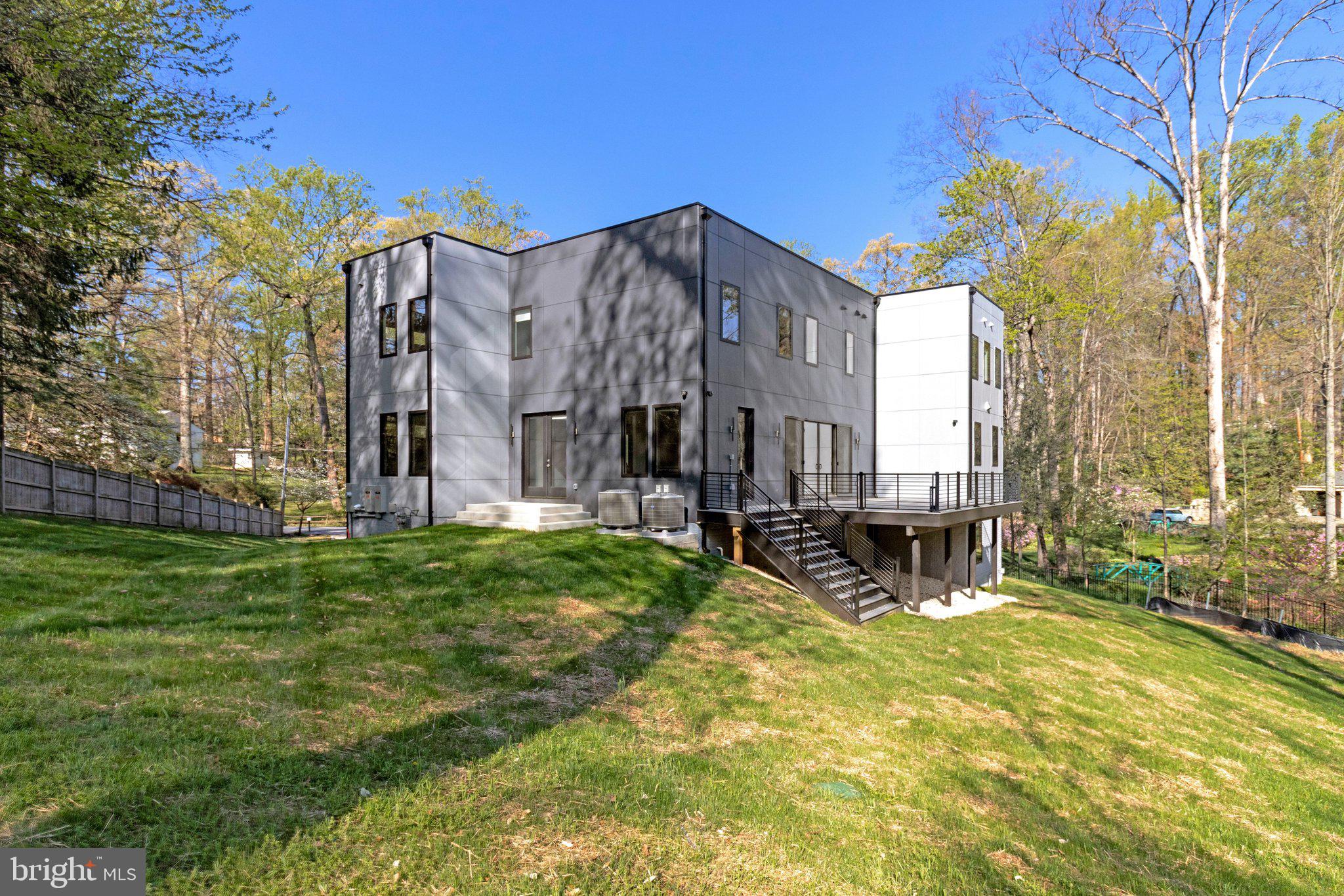 3525 Glenbrook Road Fairfax, VA 22031 - Photo 102 of 111 Side entry near office and rear of home