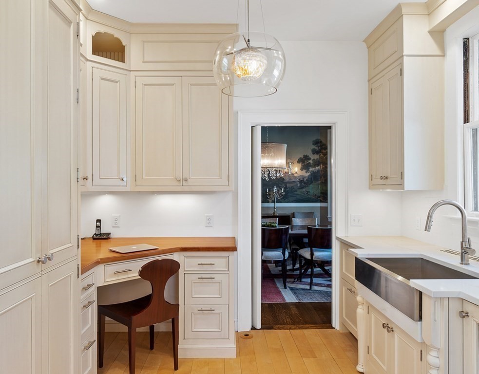 7 Adams Street Lexington, MA 02420 - Photo 8 of 23