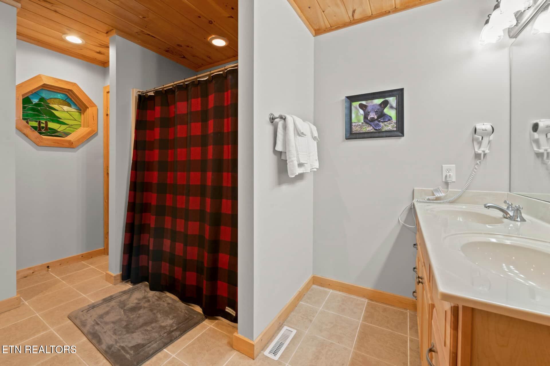 210 Meghans Way Townsend, TN 37882 - Photo 23 of 52 MW14